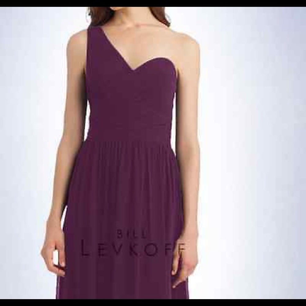 Bill Levkoff Style #1128 Plum Sz.10